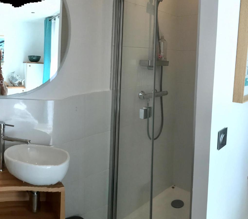 LA MAISON DE LA DUNE - Jacuzzi 1ère séance offerte - Piscine chauffée avec Abri Amovible - Plage située à 200m, accès direct par le bois - Borne VE La Couarde-sur-Mer Exterior foto